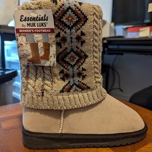 Muk luk boots